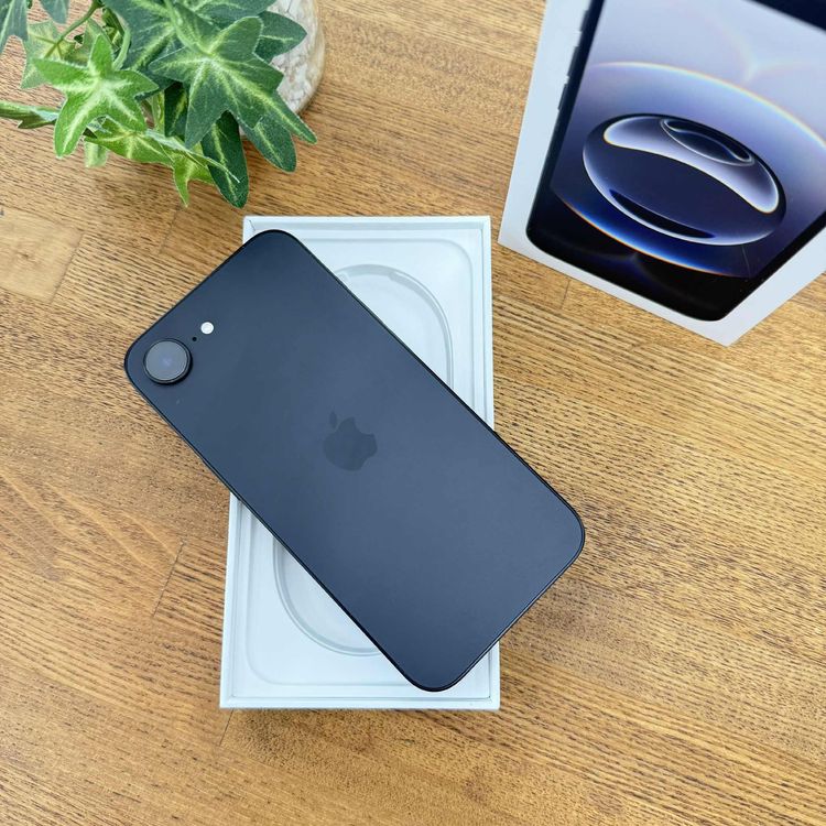 Ʊ iPhone 16e ֥å 128GB SIMե꡼ ̵