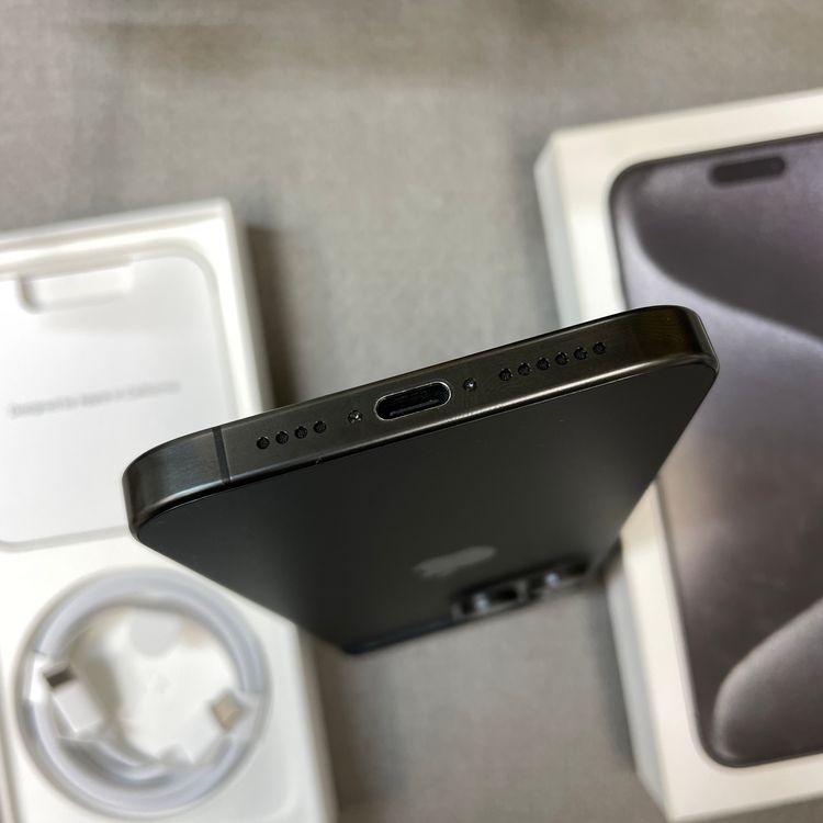 iPhone15ProMax 256GB �֥�å������� SIM�ե꡼����̵��