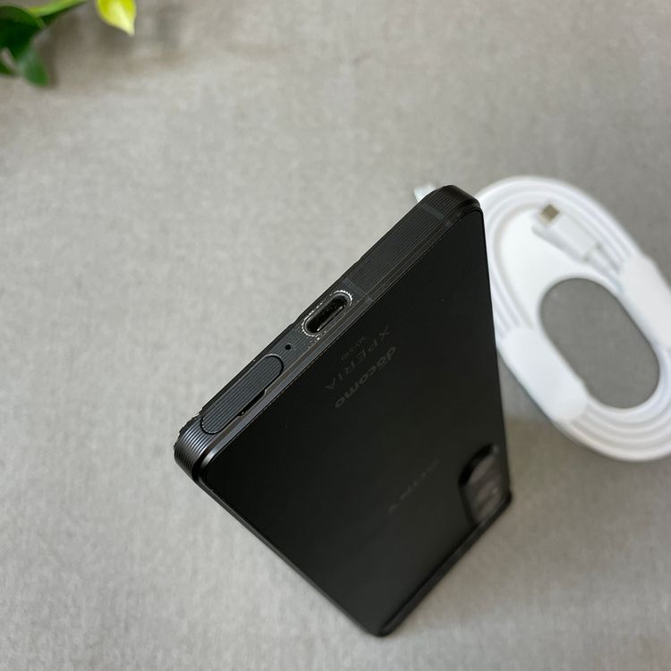 Sony Xperia 1 V SO-51D 256GB �֥�å� ������ SIM�ե꡼����̵��