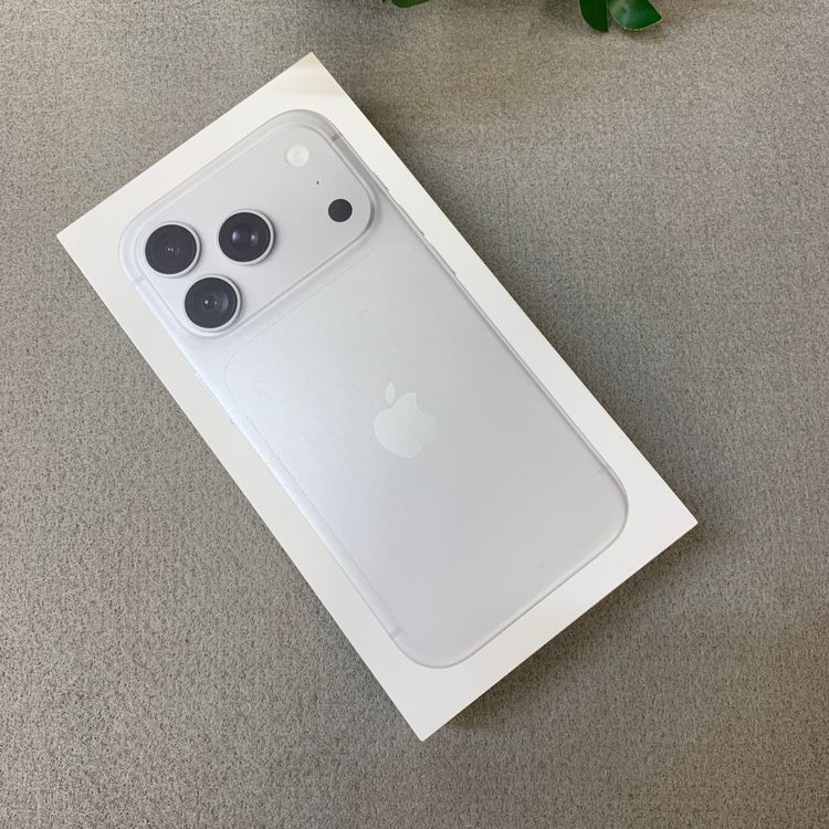 ���ʡ�̤���� iPhone 18 Pro 256GB ����С� Apple�� SIM�ե꡼����̵��
