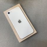 �Хåƥ꡼ 84% iPhone SE3 64GB �������饤�� ������ SIM�ե꡼ ����̵��