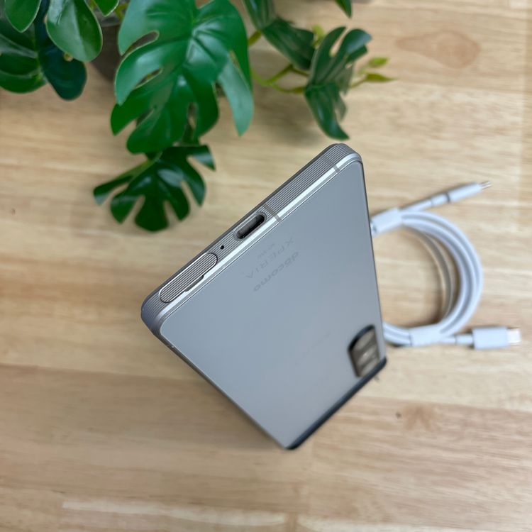 Sony Xperia 1 V SO-51D 256GB ����С� �ɥ����� SIM�ե꡼����̵��