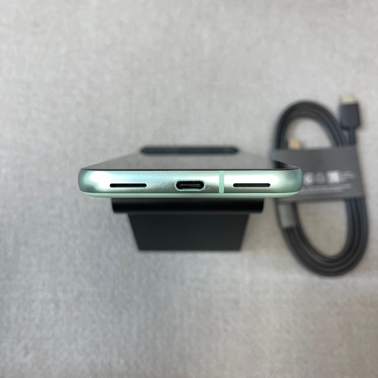 �Хåƥ꡼92�� Google Pixel 8a 128Gb Aloe ������ SIM�ե꡼