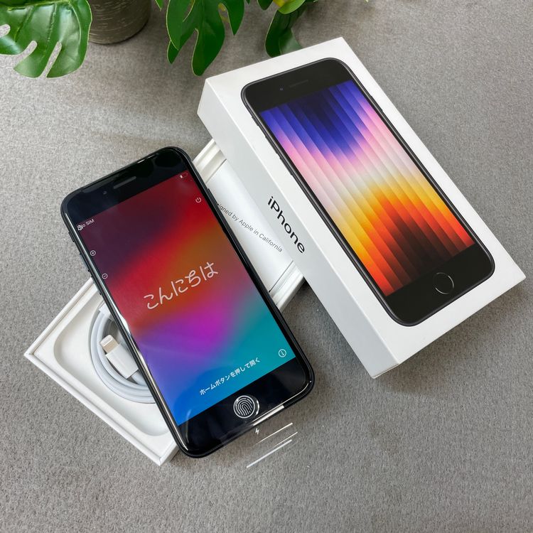 ���ʡ�̤���� iPhone SE�裳���� 64GB �ߥåɥʥ��� ������ SIM�ե꡼