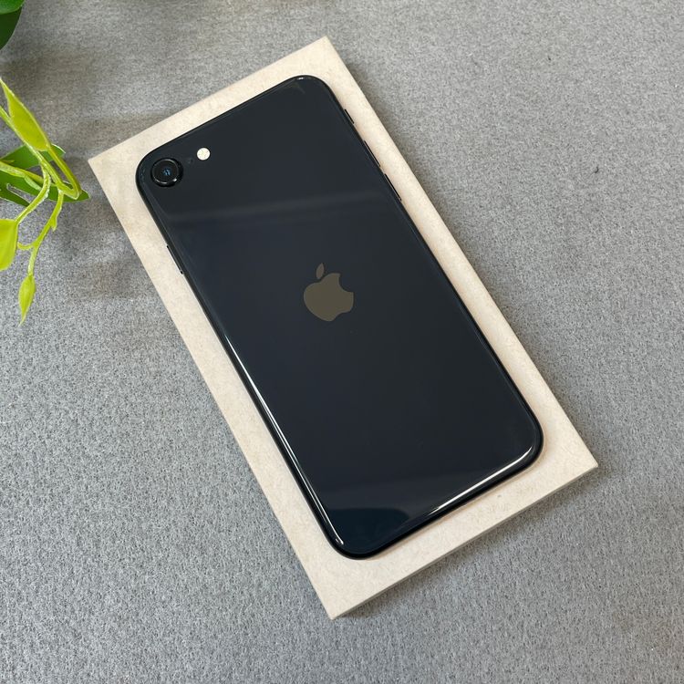 �Хåƥ꡼ 90% iPhone SE(��2 ����) 64GB ����SIM�ե꡼ ����̵��