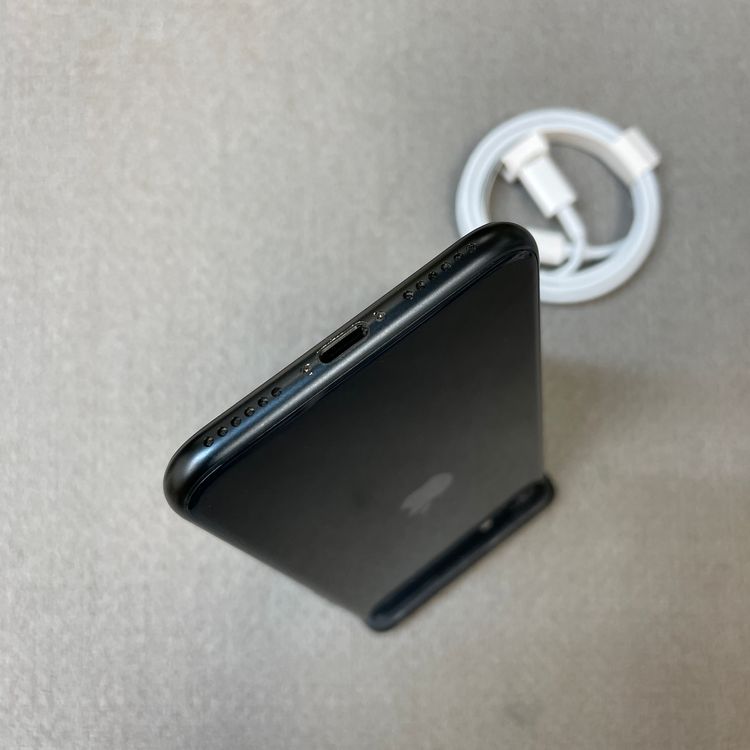 �Хåƥ꡼ 99% iPhone SE3 64GB �ߥåɥʥ��� ������ SIM�ե꡼ ����̵��