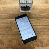 iPhone SE2 64GB �ۥ磻�� ������ SIM�ե꡼ ����̵��