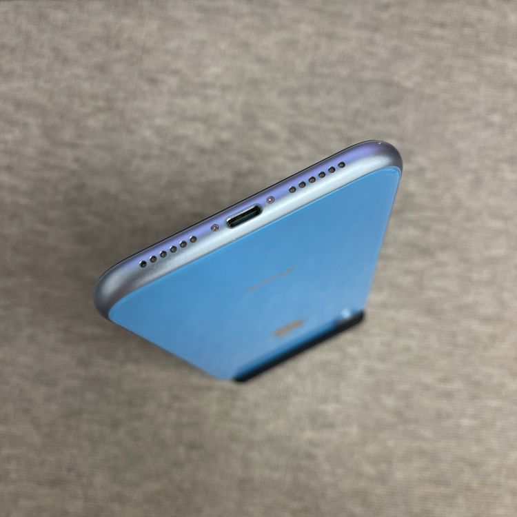 iPhone XR 64GB ֥롼 AU SIMե꡼