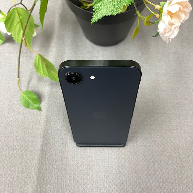 iPhone 16e  256GB ֥å  ̵