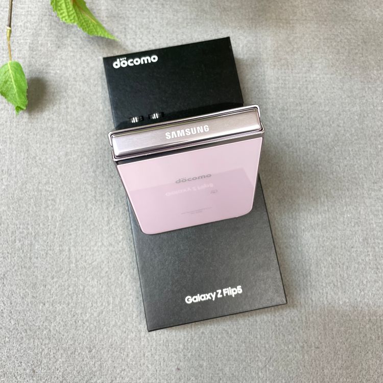 ����Ʊ�� Galaxy Z Flip5 256GB ��٥���� ������SIM�ե꡼ ����̵��