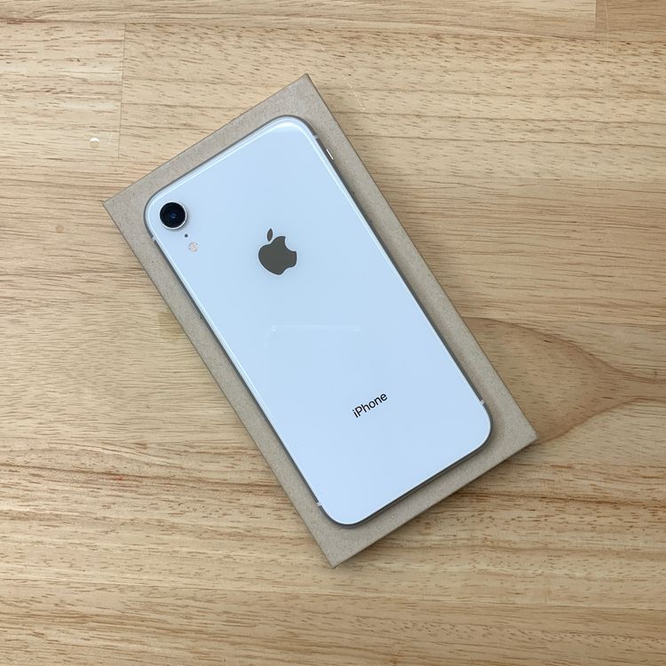 iPhone XR 64GB �ۥ磻�� ������ SIM�ե꡼ ����̵��