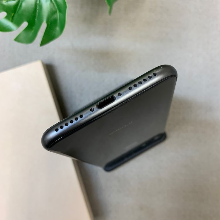 iPhone8 ���ڡ������쥤 64GB ������SIM�ե꡼����̵��