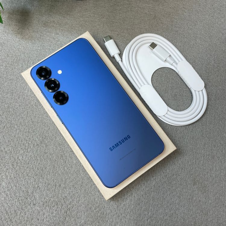 Galaxy S25 SC-51F �ͥ��ӡ� 256GB �ɥ����� SIM�ե꡼����̵��