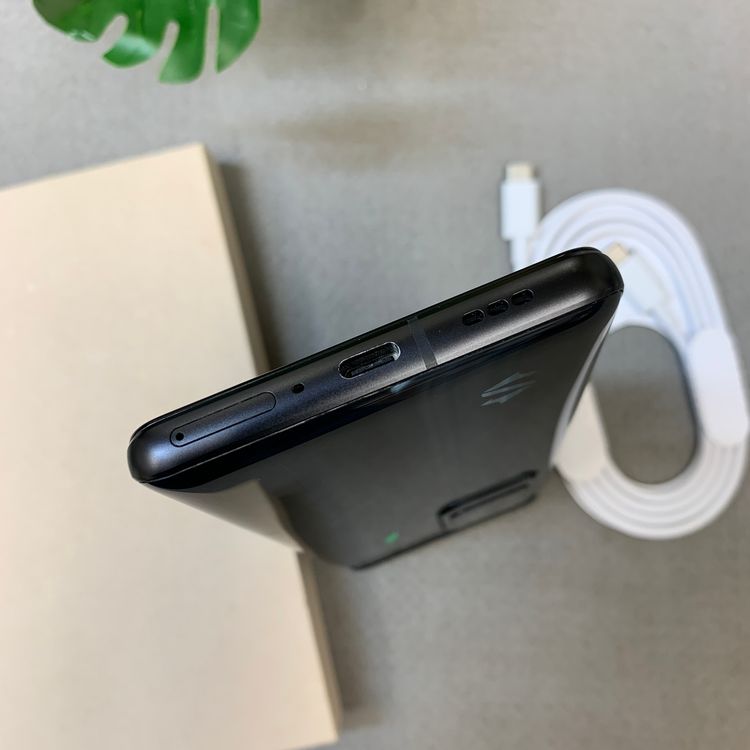 Black Shark 5 �ߥ顼�֥롼 128GB SIM�ե꡼����̵��