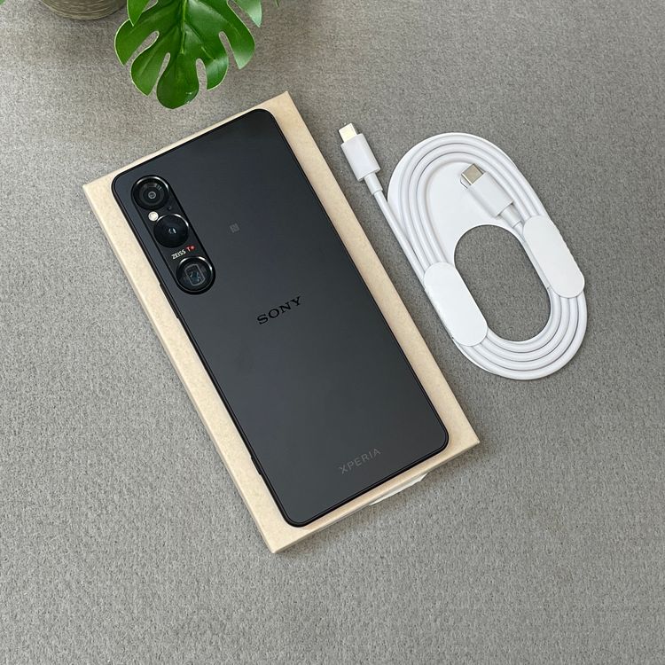 Sony Xperia 1 VI SOG13 256GB �֥�å� ������ SIM�ե꡼����̵��