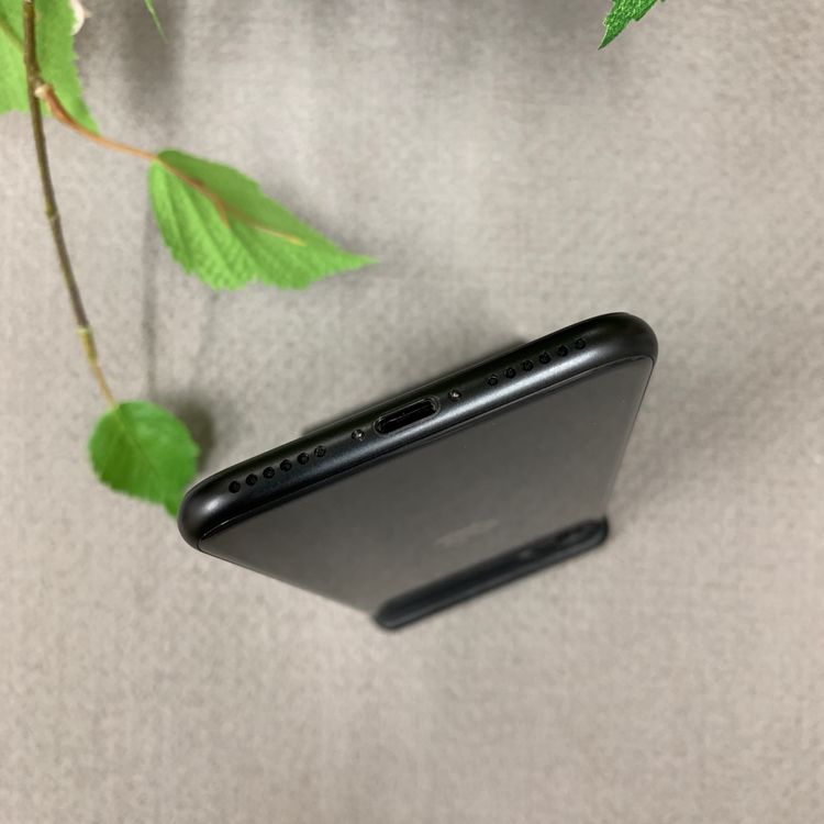 iPhone SE(裲) ֥å 128GB  SIMե꡼ ̵