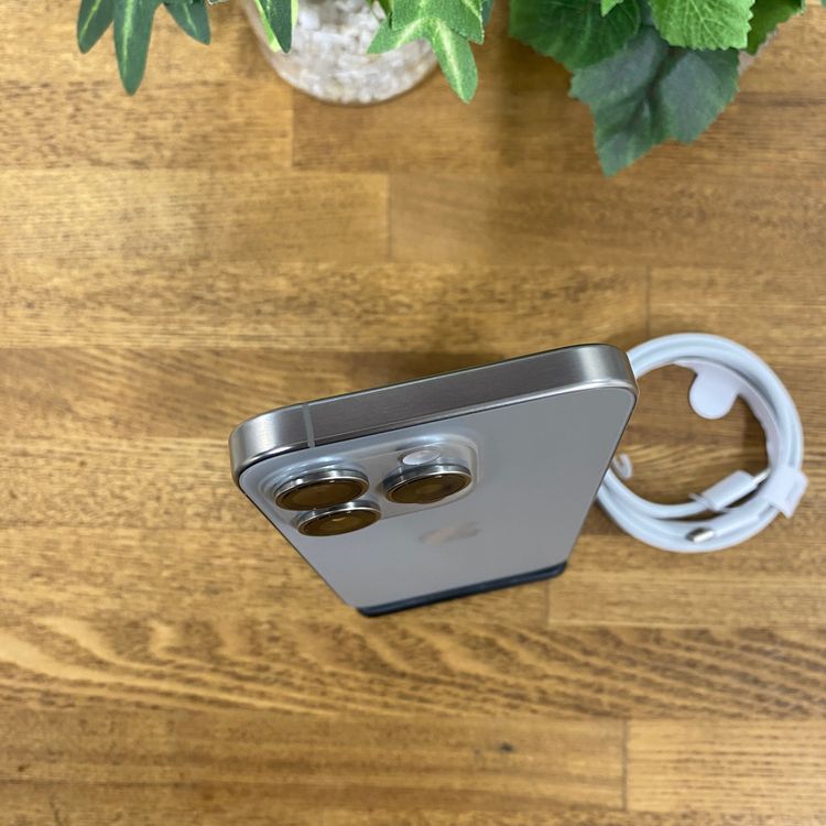 ����Ʊ�� iPhone 15Pro 128GB �ʥ����� ������ SIM�ե꡼����̵��