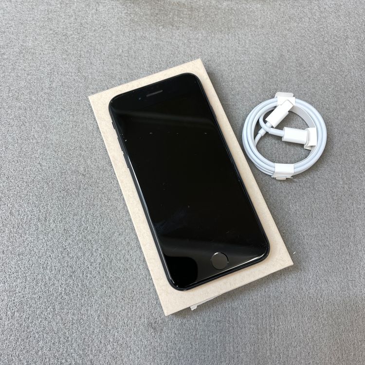 �Хåƥ꡼ 94% iPhone SE3 64GB �ߥåɥʥ��� ������ SIM�ե꡼ ����̵��