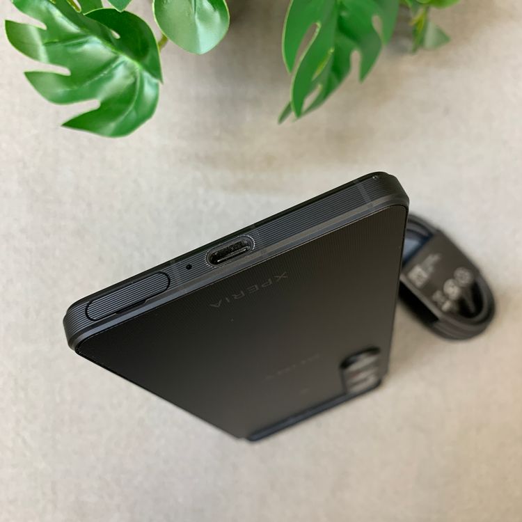 Sony Xperia 1 VI SO-51E 256GB �֥�å� �ɥ����� SIM�ե꡼����̵��