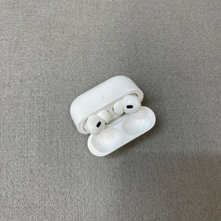 AirPods Pro����2����ˡ��ۥ磻�� ȯ��̵�� WVNFQ