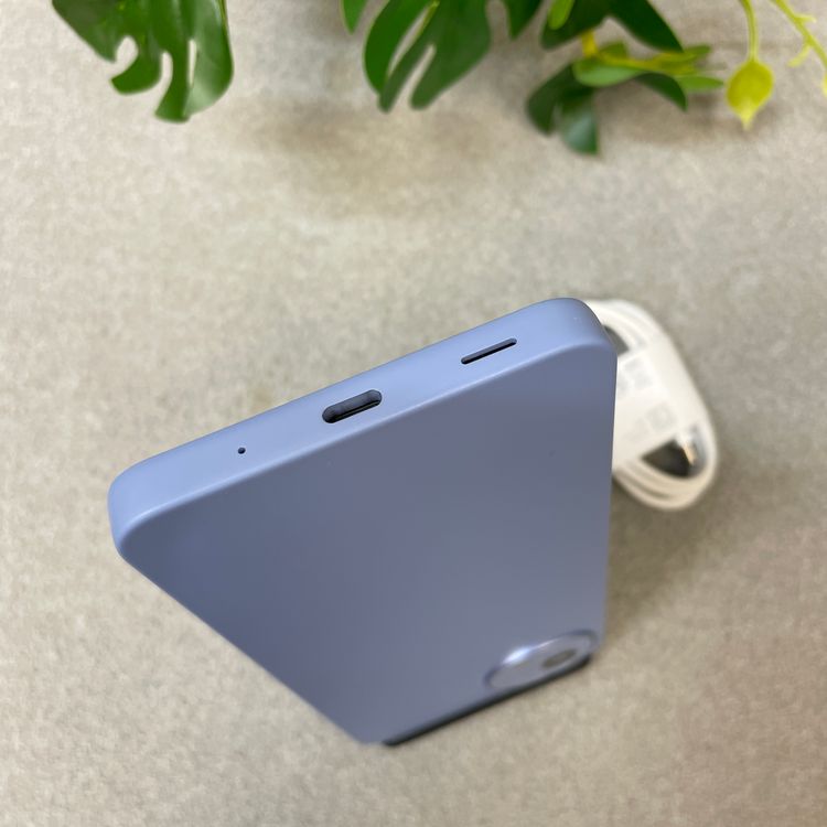 ����Ʊ�� AQUOS Wish5 SH-52F 64GB �ߥ��� �ɥ����� SIM�ե꡼����̵��