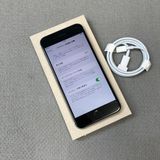 �Хåƥ꡼ 99% iPhone SE3 64GB �������饤�� ������ SIM�ե꡼ ����̵��