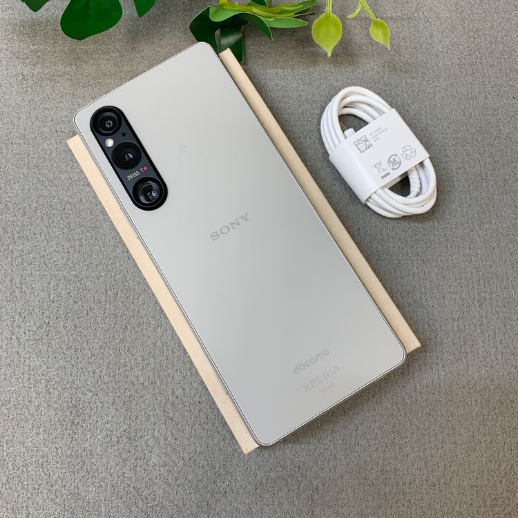 Sony Xperia 1 V SO-51D 256GB ����С� �ɥ����� SIM�ե꡼����̵��