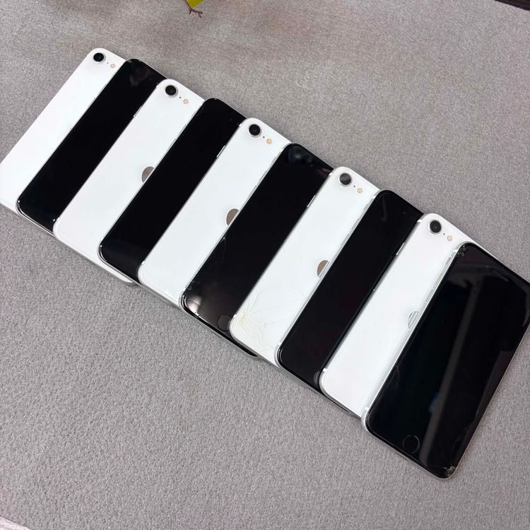 10�� ���å� iPhone SE2 64GB �ۥ磻�� ������SIM�ե꡼����̵��