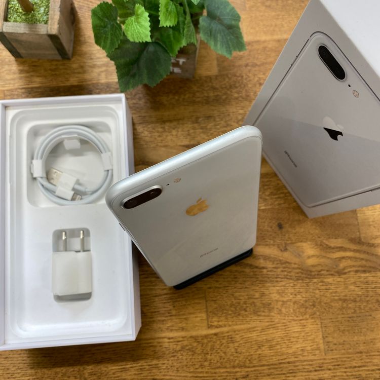iPhone8 Plus 256GB ����С�����SIM�ե꡼ ����̵��