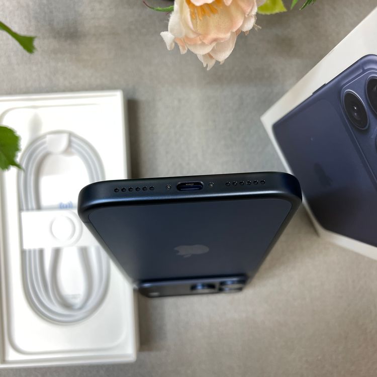 ����Ʊ�� iPhone17 ProMax 256GB �ǥ����ץ֥롼 ������ SIM�ե꡼����̵��