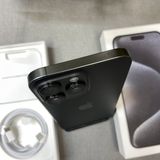 iPhone15ProMax 256GB �֥�å������� SIM�ե꡼����̵��