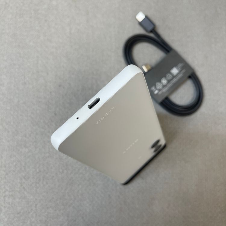 Xperia 10VI SO-52E 128GB �ۥ磻�ȥɥ����� SIM�ե꡼ ����̵��