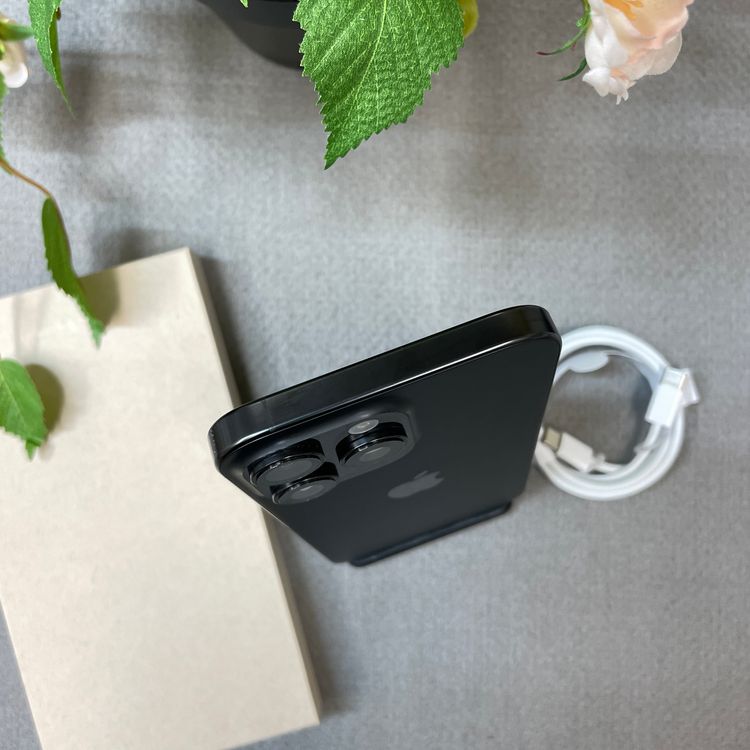 �Хåƥ꡼ 92% iPhone 16ProMax 1TB �֥�å� ������ SIM�ե꡼