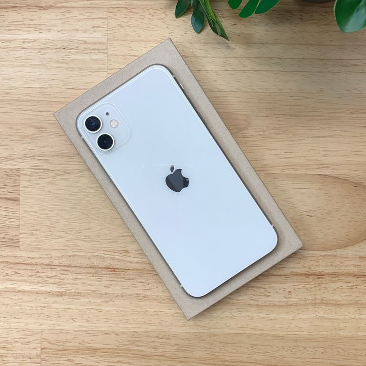 �Хåƥ꡼87% iPhone11 128GB �ۥ磻�� ����SIM�ե꡼ ����̵��