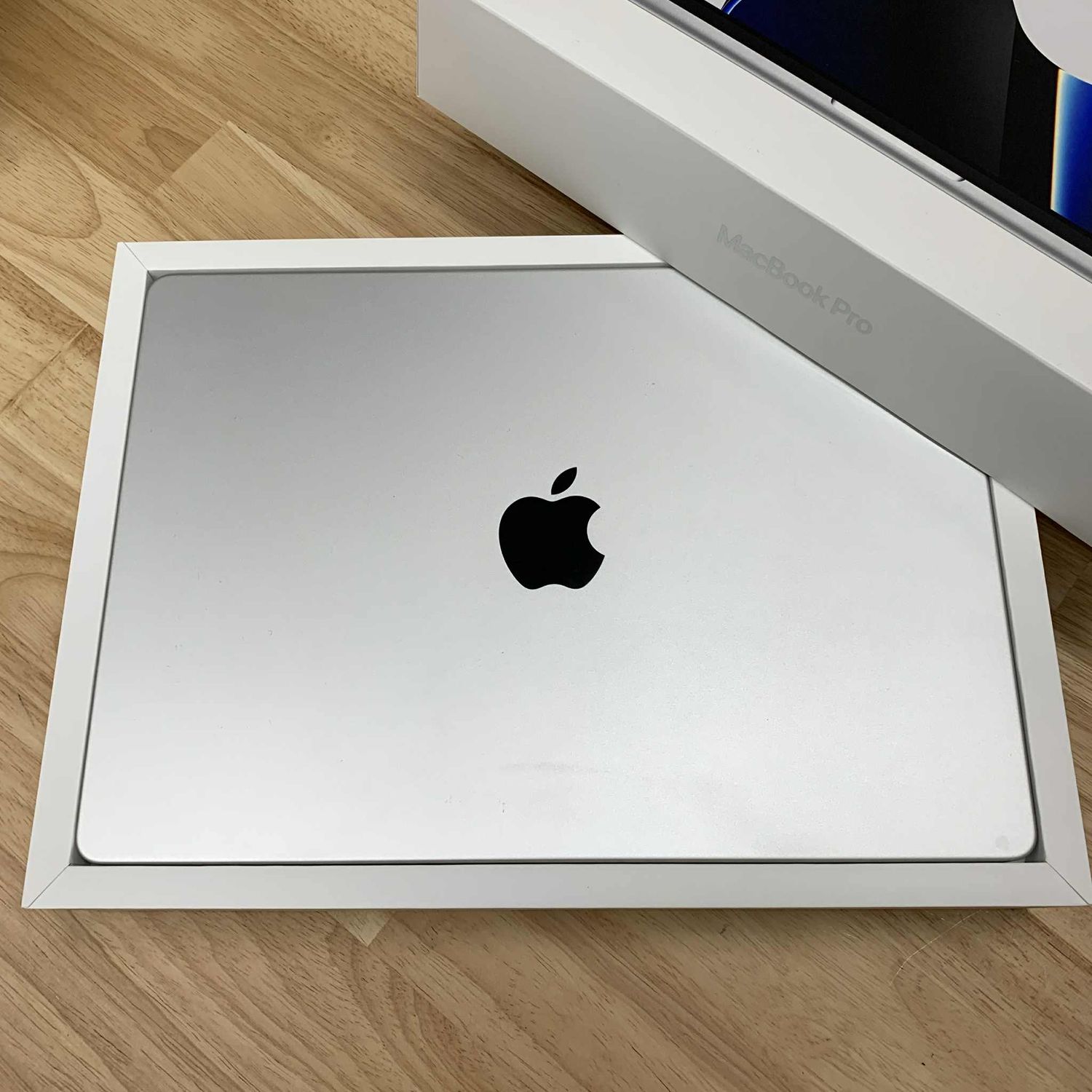 M1MAX】 MacBook Pro 14インチ 64GB 2TB シルバー