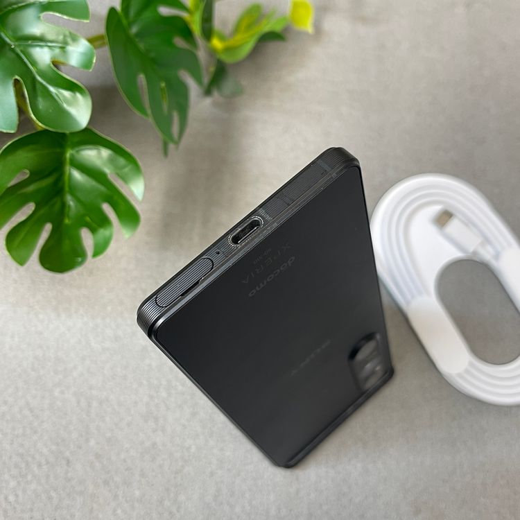 Sony Xperia 1 V SO-51D 256GB �֥�å� ������ SIM�ե꡼����̵��