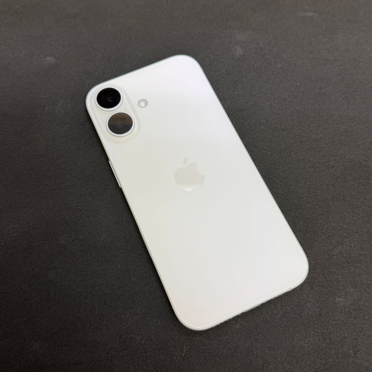 ������� iPhone 17  �ۥ磻�� ����̵��