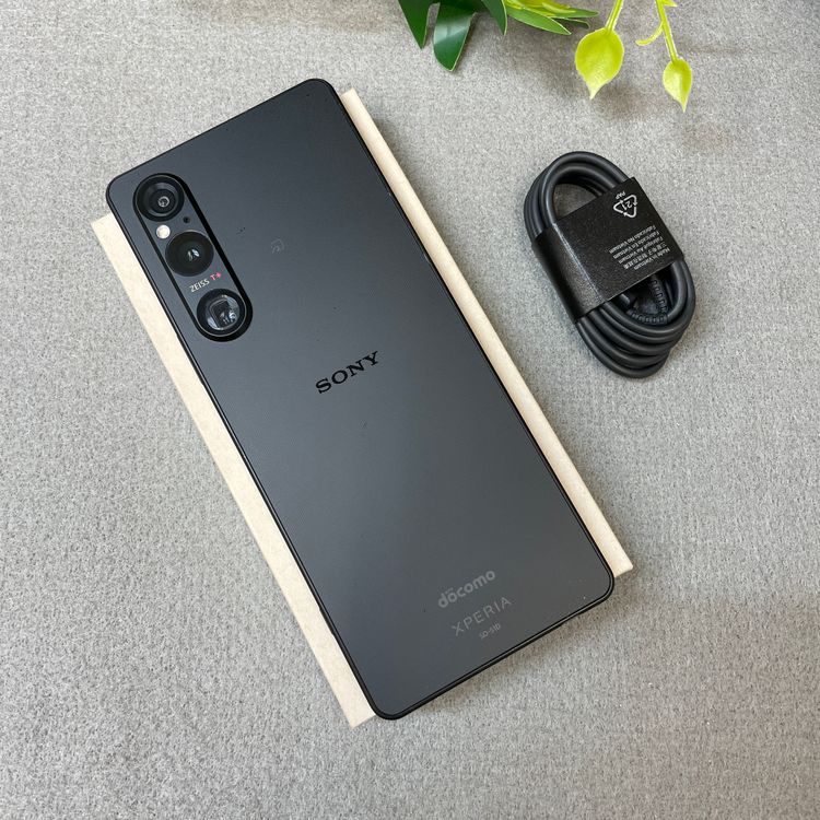 Sony Xperia 1 V SO-51D 256GB �֥�å� �ɥ����� SIM�ե꡼����̵��