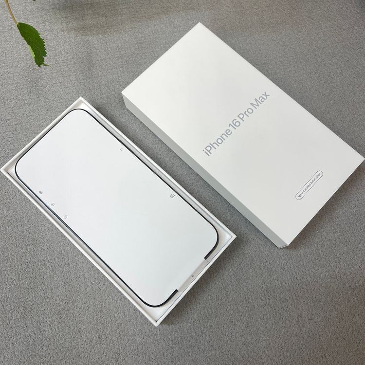 ���ʡ�̤���� iPhone 16ProMax 256GB �֥�å� ������ SIM�ե꡼����̵��