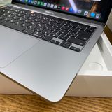 MacBook Pro 2020 13����� 512GB  ����̵��