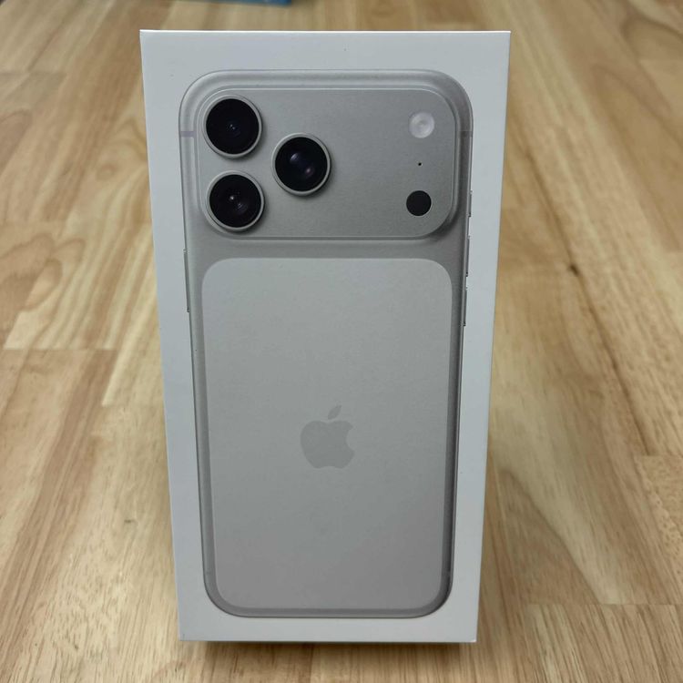 ʡ̤ iPhone17 ProMax 256GB С SIMե꡼ ̵