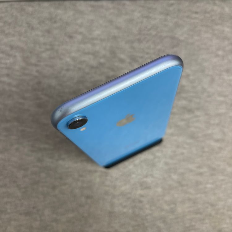 iPhone XR 64GB ֥롼 AU SIMե꡼