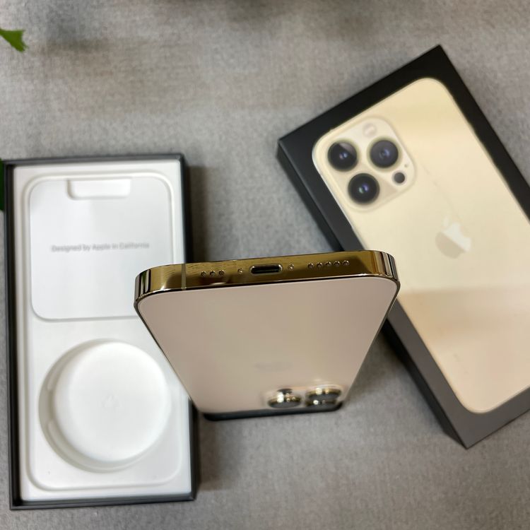 iPhone 13Pro 128GB �������  ����SIM�ե꡼ ����̵��