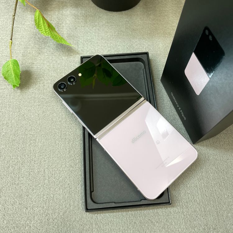 ����Ʊ�� Galaxy Z Flip5 256GB ��٥���� ������SIM�ե꡼ ����̵��