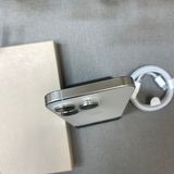 iPhone 15Pro 512GB �ۥ磻�� ������ SIM�ե꡼ ����̵��