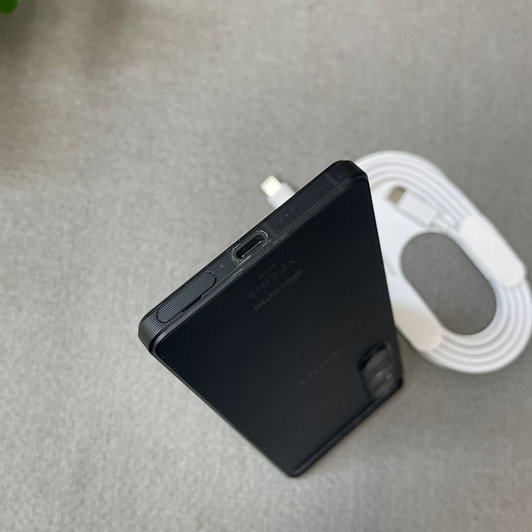Sony Xperia 1 V SO-51D 256GB �֥�å� ������ SIM�ե꡼����̵��