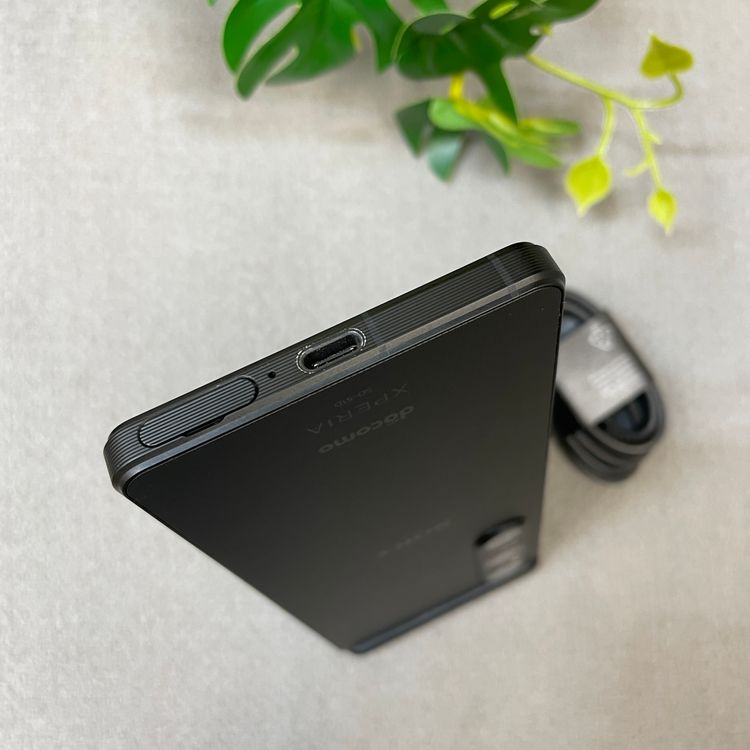 Sony Xperia 1 V SO-51D 256GB �֥�å� �ɥ����� SIM�ե꡼����̵��