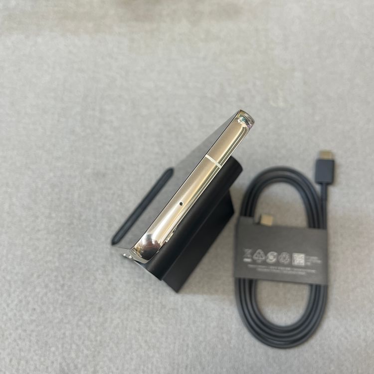 ����Ʊ�� Samsung Galaxy S23 ���꡼�� 256GB ����SIM�ե꡼ ����̵��