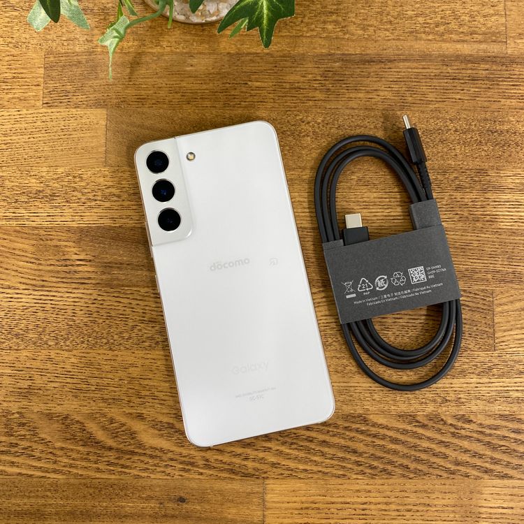 Galaxy S22 256GB �ե���ȥ�ۥ磻�� ������SIM�ե꡼����̵��