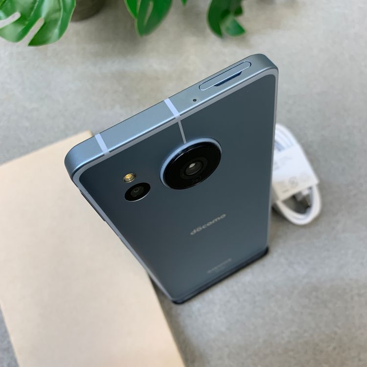AQUOS sense7 128GB �֥롼 ������ SIM�ե꡼ ����̵��